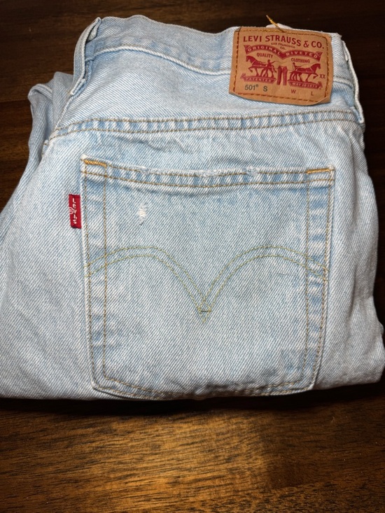 Levi's Denim - Levi's Women's Skinny Light Wash Blue Jeans